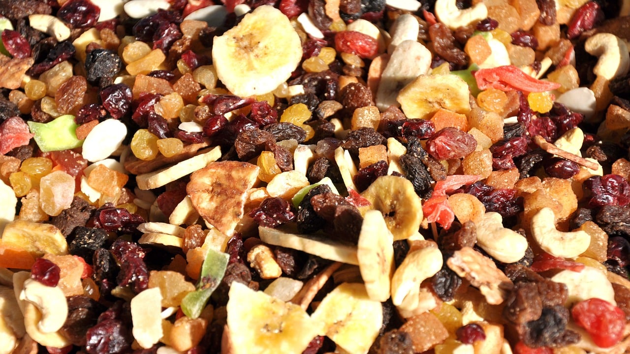 healthy travel snacks